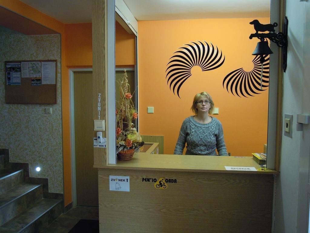 Hotel Galant レドニツェ エクステリア 写真